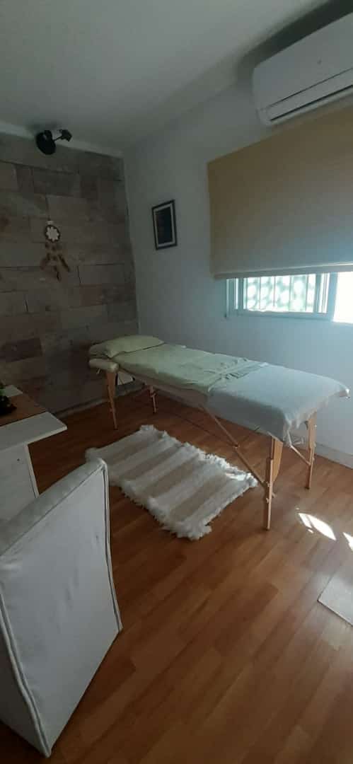 Sala de masajes y ambiente zen en Estudio Emilce Fracaro